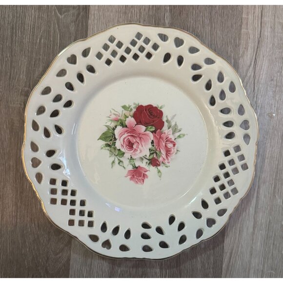 Set Of 3 Vintage Floral Porcelain Plates With Intricate Cutout Design & Pink Ros - Picture 4 of 16